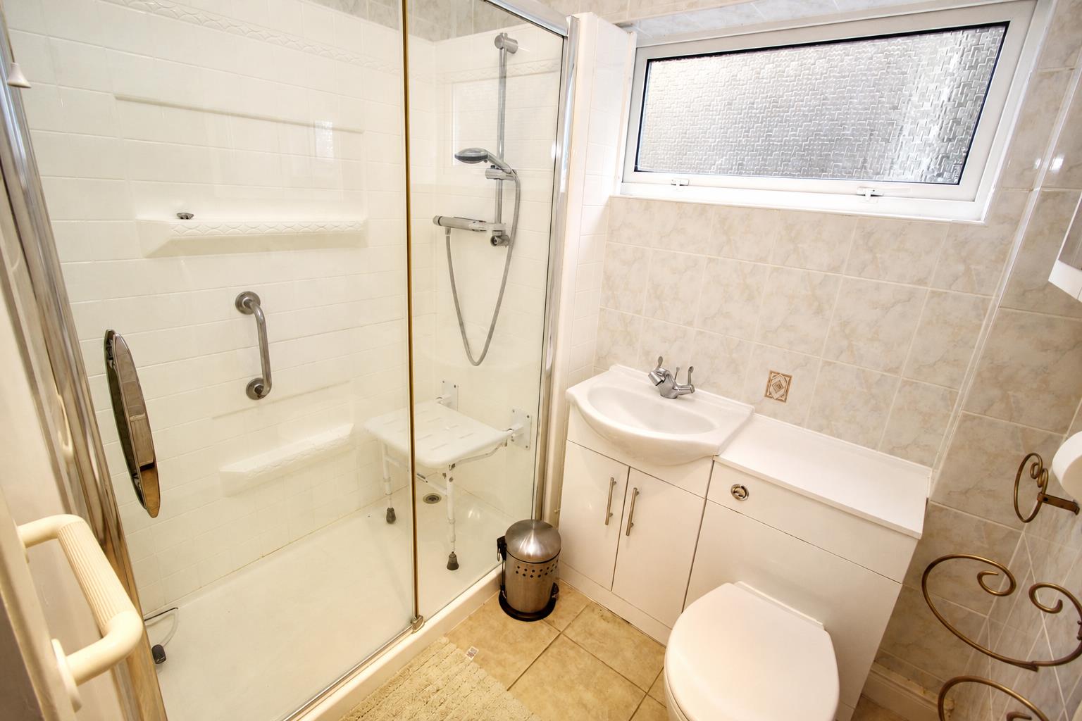 Cranmer Close, Tilehurst, Reading